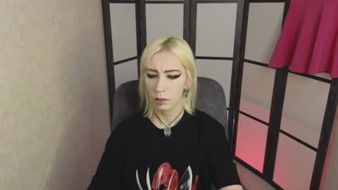 Snapshot of black_orchides chatting on July 13, 2026, 8:17 am Emily online show from July 13, 2026, 8:17 am
