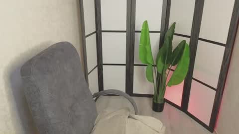 Snapshot of black_orchides chatting on July 28, 2026, 11:17 am Emily online show from July 28, 2026, 11:17 am