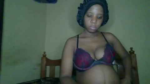 Snapshot of black_queen0111254 chatting on May 4, 2026, 6:20 am Blackqueen online show from May 4, 2026, 6:20 am