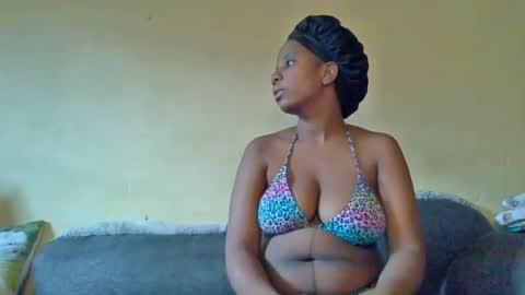 Snapshot of black_queen0111254 chatting on July 10, 2026, 10:40 am Blackqueen online show from July 10, 2026, 10:40 am