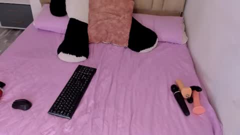 Snapshot of black_rose02 chatting on June 16, 2026, 11:35 am B L A C K R O S E online show from June 16, 2026, 11:35 am