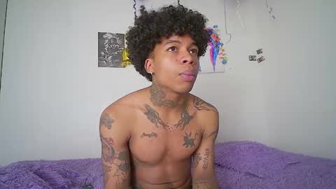 black_tentationx online show from May 18, 2026, 4:07 am