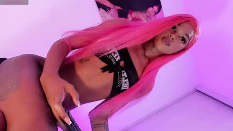 black_thifanny1 online show from April 29, 2026, 1:26 pm