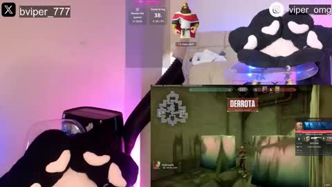 Snapshot of black_viperr chatting on September 14, 2025, 2:05 pm Mel online show from September 14, 2025, 2:05 pm