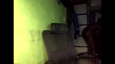 Crystal online show from December 22, 2025, 6:32 am