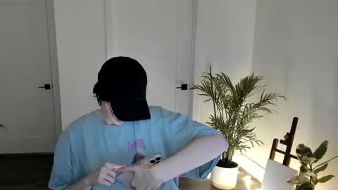 Snapshot of blackberryfizz chatting on November 7, 2025, 10:04 am Ella online show from November 7, 2025, 10:04 am