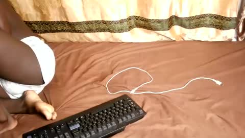 Snapshot of blackcoupel chatting on July 18, 2026, 9:13 am blackcoupel online show from July 18, 2026, 9:13 am