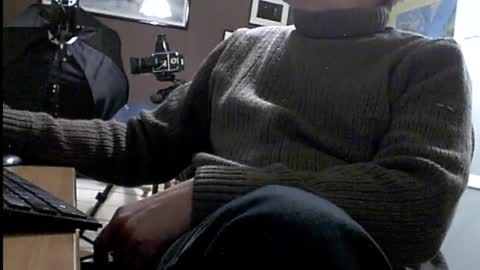 blackdwhite online show from November 22, 2025, 10:31 pm