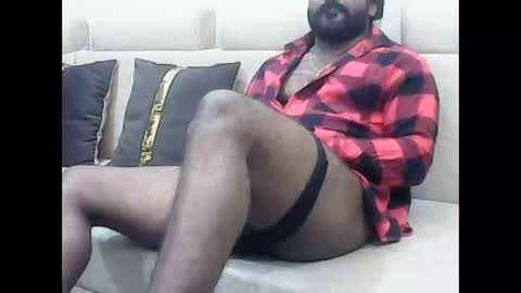 Snapshot of blackhammer0055 chatting on February 6, 2025, 3:09 pm Blackhammer online show from February 6, 2025, 3:09 pm