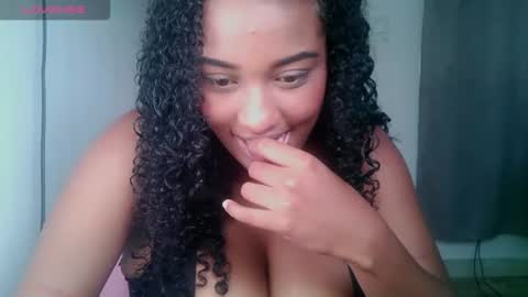 Shophie White online show from July 17, 2026, 1:18 pm