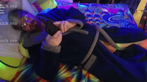 blacklightparty69 online show from May 3, 2026, 1:00 am