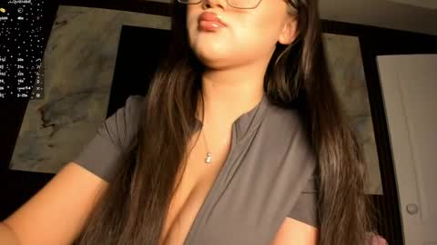 Snapshot of blackmilk_01 chatting on June 6, 2026, 4:17 am Karina online show from June 6, 2026, 4:17 am