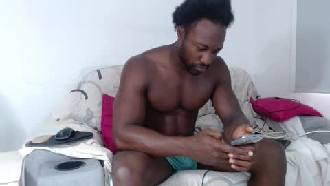 Twtter 1MikeBeckford            Onlyfns beckfordmike online show from February 8, 2026, 12:30 pm