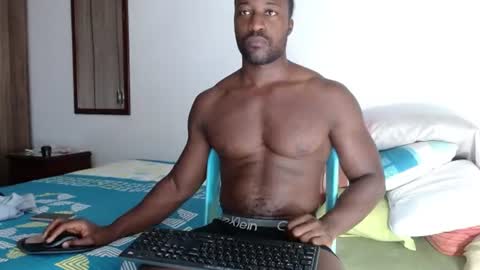Twtter 1MikeBeckford            Onlyfns beckfordmike online show from July 18, 2026, 11:36 am