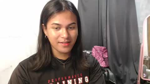 Ellez online show from November 1, 2025, 8:22 pm