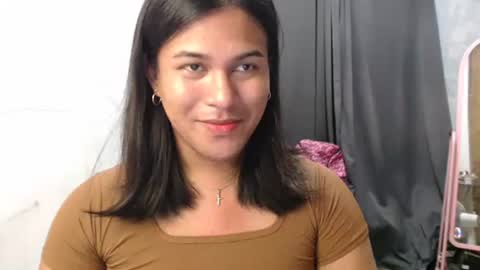 Ellez online show from November 2, 2025, 7:49 pm