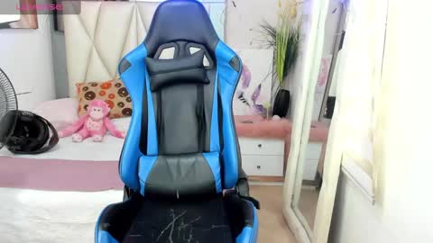 Snapshot of blacksex_boy chatting on February 2, 2025, 4:11 pm Marlon online show from February 2, 2025, 4:11 pm