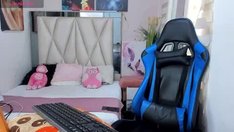 Snapshot of blacksex_boy chatting on February 7, 2025, 6:34 pm Marlon online show from February 7, 2025, 6:34 pm