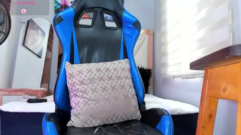 Snapshot of blacksex_boy chatting on October 10, 2025, 6:29 pm Marlon online show from October 10, 2025, 6:29 pm