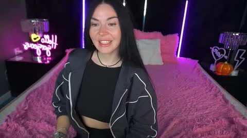 Snapshot of blacksilkqueen chatting on November 22, 2025, 7:51 am blacksilkqueen online show from November 22, 2025, 7:51 am