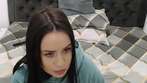 Mira online show from February 4, 2025, 3:47 pm