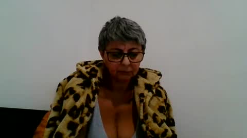 Black Widow online show from December 8, 2024, 2:09 pm