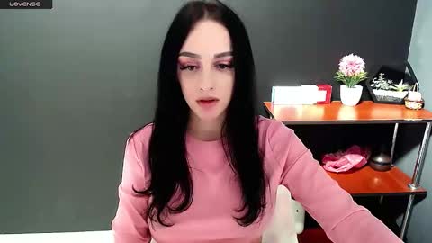 Ivy online show from December 2, 2024, 4:31 pm