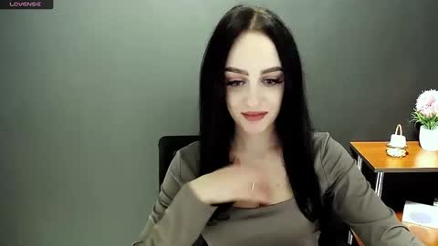 Ivy online show from March 1, 2025, 3:38 pm