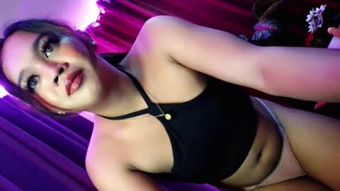 Snapshot of blacky_luna chatting on May 16, 2026, 7:34 pm sweetyluna online show from May 16, 2026, 7:34 pm