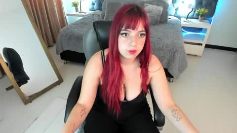 Snapshot of blair_red_ chatting on May 8, 2026, 11:48 am blair_red_ online show from May 8, 2026, 11:48 am