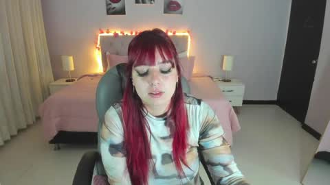 Snapshot of blair_red_ chatting on June 6, 2026, 12:10 pm blair_red_ online show from June 6, 2026, 12:10 pm