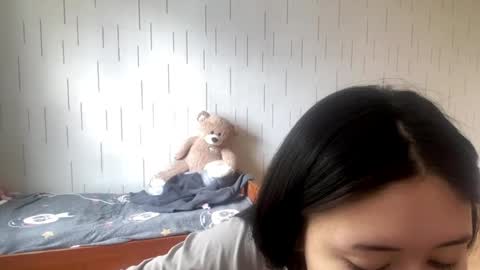 Mila online show from April 27, 2026, 6:44 am