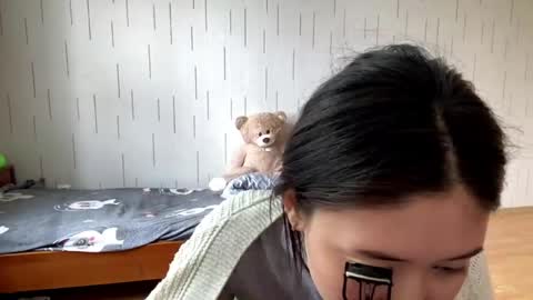 Mila online show from May 2, 2026, 10:31 am