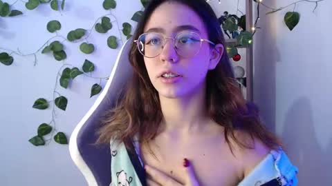   online show from February 11, 2025, 12:27 pm