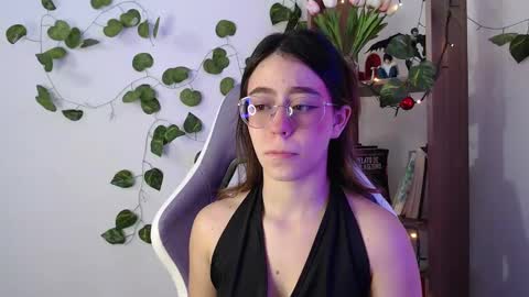   online show from February 27, 2025, 11:52 am