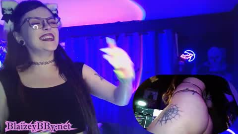 Snapshot of blaizebunny chatting on February 27, 2025, 10:26 am BlaizeyBBy online show from February 27, 2025, 10:26 am