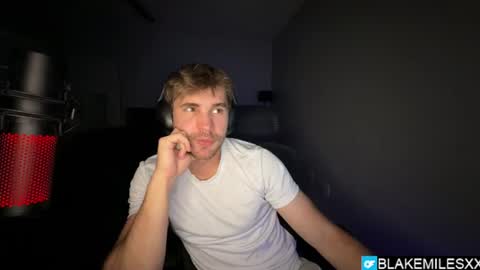 Snapshot of blakemiles2 chatting on July 20, 2026, 2:48 am Blake Miles online show from July 20, 2026, 2:48 am