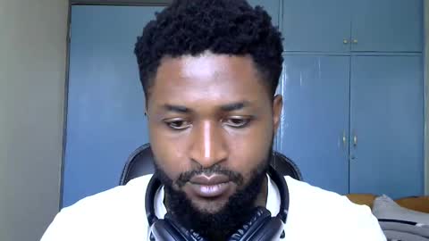 blakmoufaka online show from October 19, 2025, 6:47 am