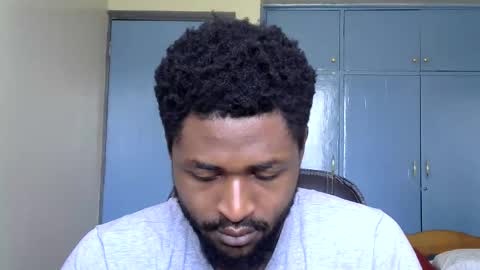 blakmoufaka online show from December 2, 2025, 6:19 am