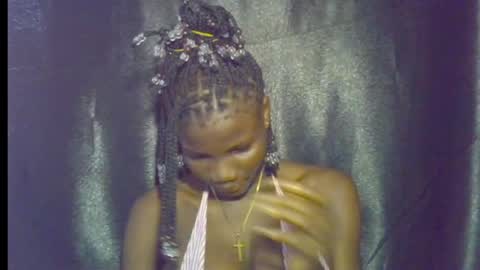 nikky00 online show from April 28, 2026, 8:19 am