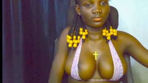 nikky00 online show from June 14, 2026, 7:27 pm