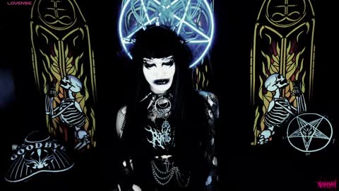 Snapshot of blasphemiangxrl chatting on December 15, 2024, 1:24 am online show from December 15, 2024, 1:24 am