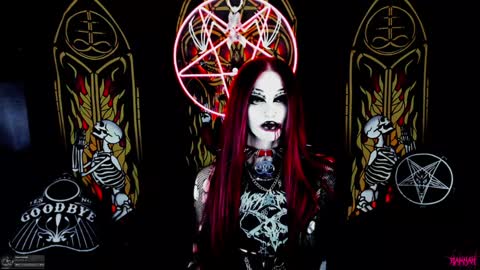 Snapshot of blasphemiangxrl chatting on December 21, 2024, 8:28 am online show from December 21, 2024, 8:28 am