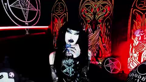 Snapshot of blasphemiangxrl chatting on September 9, 2025, 8:03 am online show from September 9, 2025, 8:03 am