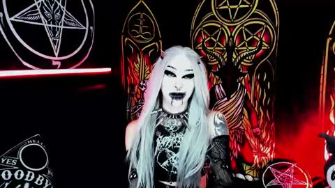 Snapshot of blasphemiangxrl chatting on December 14, 2025, 1:44 am online show from December 14, 2025, 1:44 am