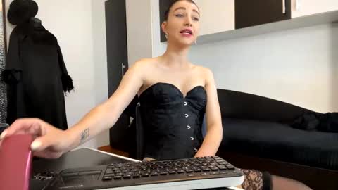 Goddess Blaze online show from June 8, 2026, 7:09 am
