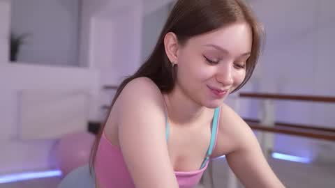  SHEILA  online show from September 16, 2025, 1:50 am