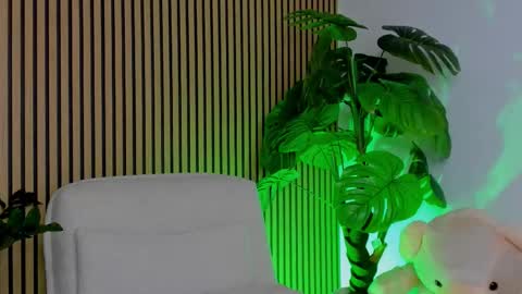 Khlloe online show from March 10, 2026, 8:25 pm