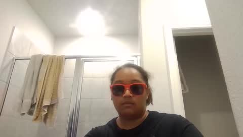 BLESSICA  EDDIE LOVE online show from February 9, 2026, 5:55 am