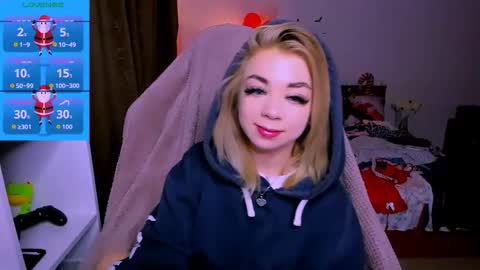 Nicole online show from December 16, 2025, 3:00 am